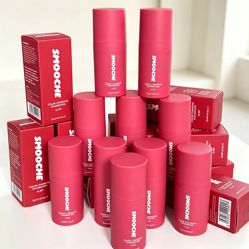 SMOOCHE Color Changing Liquid Foundation - Image 6