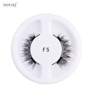 5 Pairs Magnetic Eyelashes with Applicater - Thumbnail Image 4